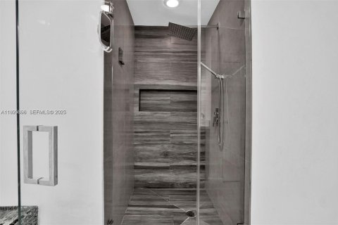 Купить кондоминиум в Майами, Флорида 3 спальни, 115.38м2, № 2039089 - фото 23