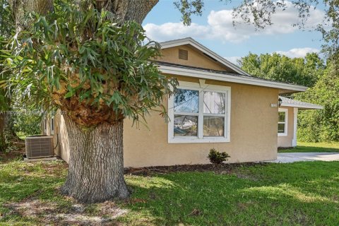 Casa en venta en Port St. Lucie, Florida, 4 dormitorios, 145.67 m2 № 1891330 - foto 3