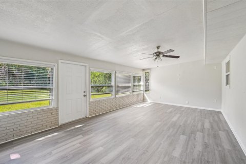 Casa en venta en Port St. Lucie, Florida, 4 dormitorios, 145.67 m2 № 1891330 - foto 26