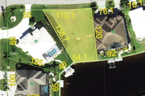 Terreno en venta en Punta Gorda, Florida № 1588771 - foto 1