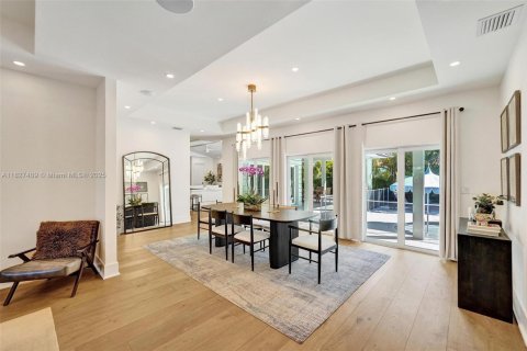House in Fort Lauderdale, Florida 4 bedrooms, 325.16 sq.m. № 1798856 - photo 12
