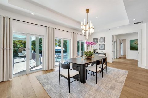 House in Fort Lauderdale, Florida 4 bedrooms, 325.16 sq.m. № 1798856 - photo 15
