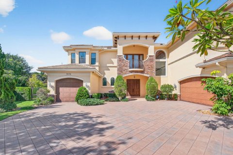 Villa ou maison à vendre à Boynton Beach, Floride: 6 chambres, 537.9 m2 № 2146405 - photo 4