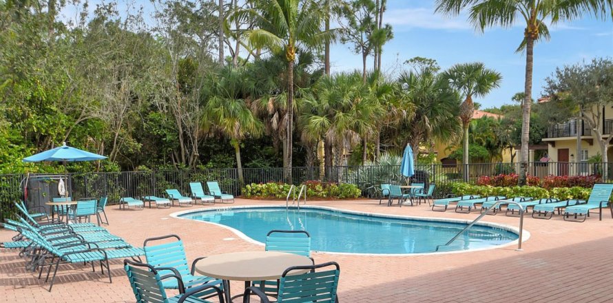 Townhouse in West Palm Beach, Florida 3 bedrooms, 177.72 sq.m. № 1080463
