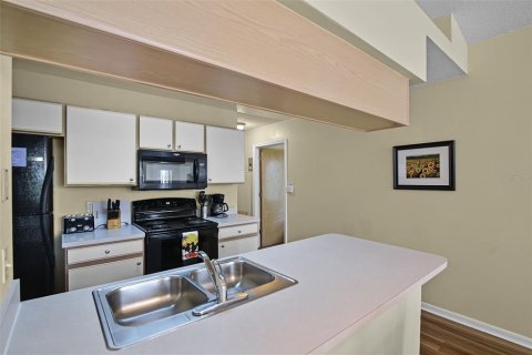Condo in Kissimmee, Florida, 3 bedrooms  № 1758143 - photo 14