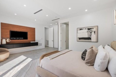 Купить виллу или дом в Майами-Бич, Флорида 4 спальни, 293.94м2, № 2082240 - фото 17