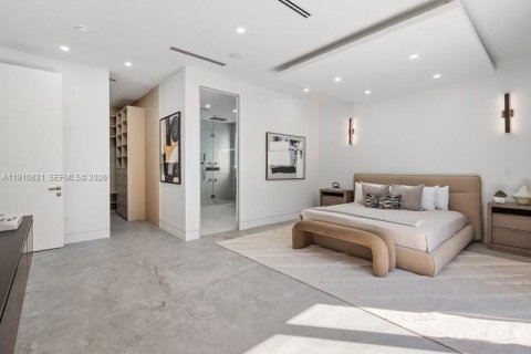 Купить виллу или дом в Майами-Бич, Флорида 4 спальни, 293.94м2, № 2082240 - фото 18