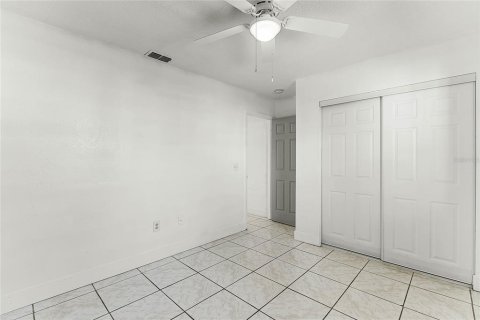 House in Daytona Beach, Florida 4 bedrooms, 124.21 sq.m. № 1523013 - photo 14