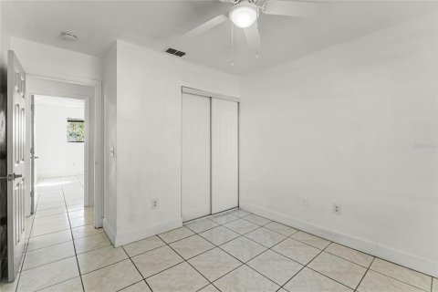 House in Daytona Beach, Florida 4 bedrooms, 124.21 sq.m. № 1523013 - photo 13