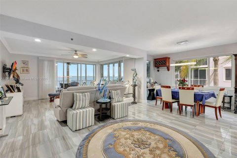 Copropriété à vendre à Palm City, Floride: 3 chambres, 222.97 m2 № 1968239 - photo 7