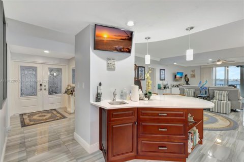 Copropriété à vendre à Palm City, Floride: 3 chambres, 222.97 m2 № 1968239 - photo 17