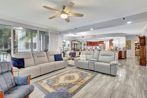 Copropriété à vendre à Palm City, Floride: 3 chambres, 222.97 m2 № 1968239 - photo 22