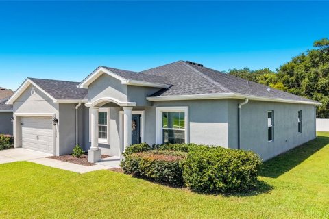 Villa ou maison à vendre à Winter Haven, Floride: 4 chambres, 188.96 m2 № 2342600 - photo 4