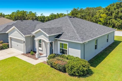 Villa ou maison à vendre à Winter Haven, Floride: 4 chambres, 188.96 m2 № 2342600 - photo 2