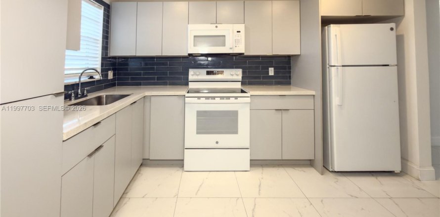 Condo à Margate, Floride, 2 chambres  № 2063242