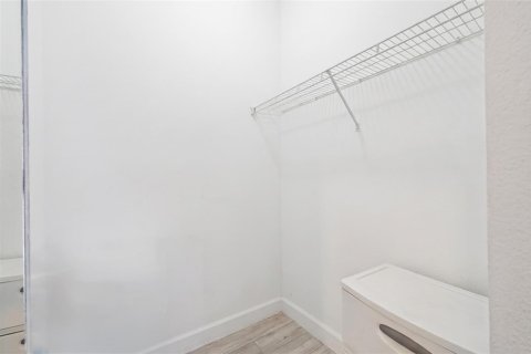 Copropriété à vendre à Orlando, Floride: 1 chambre, 73.02 m2 № 2085899 - photo 19
