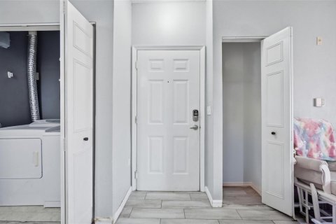 Copropriété à vendre à Orlando, Floride: 1 chambre, 73.02 m2 № 2085899 - photo 6