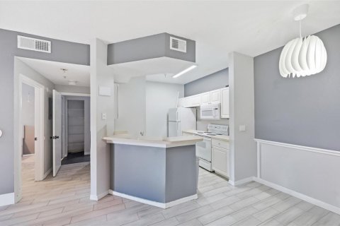 Copropriété à vendre à Orlando, Floride: 1 chambre, 73.02 m2 № 2085899 - photo 10