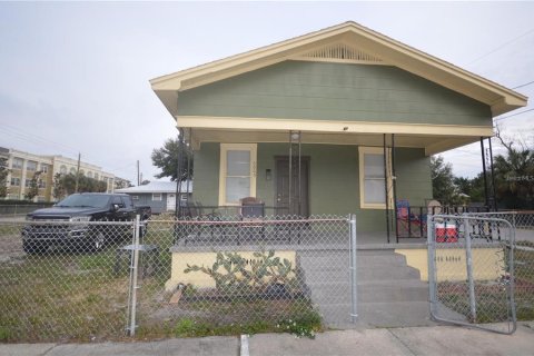 Casa en venta en Tampa, Florida, 2 dormitorios, 84.73 m2 № 1784344 - foto 9