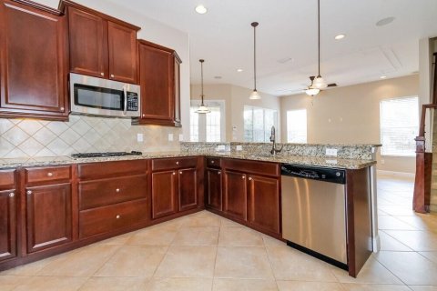 Casa en alquiler en Tampa, Florida, 4 dormitorios, 280.01 m2 № 2413576 - foto 6