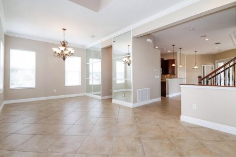 Casa en alquiler en Tampa, Florida, 4 dormitorios, 280.01 m2 № 2413576 - foto 5