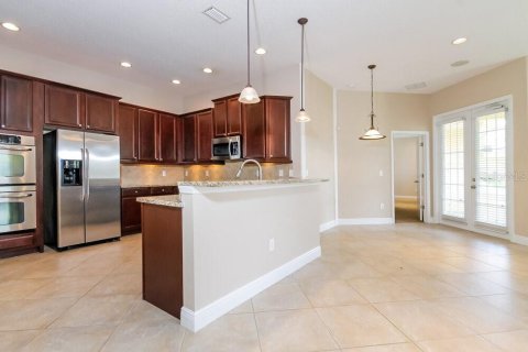 Casa en alquiler en Tampa, Florida, 4 dormitorios, 280.01 m2 № 2413576 - foto 7