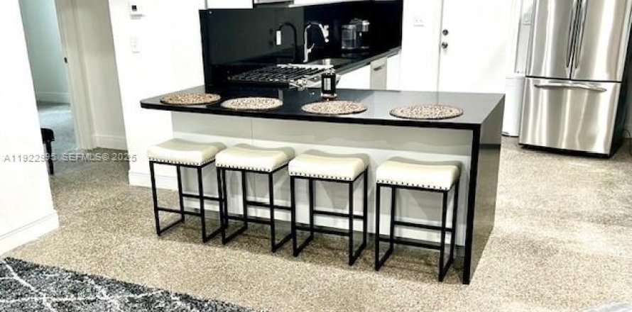 Villa ou maison à Davie, Floride 2 chambres, 79.34 m2 № 1976892