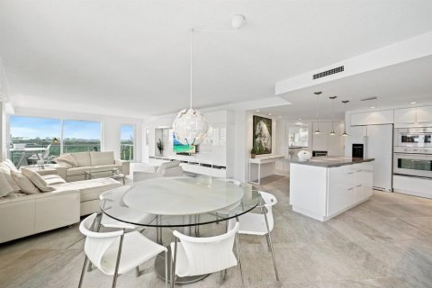 Condo in Fort Lauderdale, Florida, 2 bedrooms  № 2081664 - photo 15