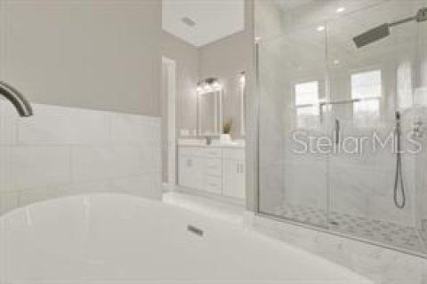 Adosado en venta en Tampa, Florida, 4 dormitorios, 268.77 m2 № 2104510 - foto 18
