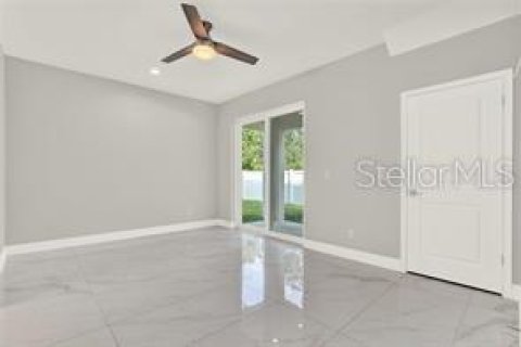 Adosado en venta en Tampa, Florida, 4 dormitorios, 268.77 m2 № 2104510 - foto 24