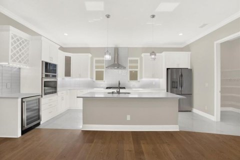 Adosado en venta en Tampa, Florida, 4 dormitorios, 268.77 m2 № 2104510 - foto 8
