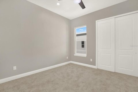 Adosado en venta en Tampa, Florida, 4 dormitorios, 268.77 m2 № 2104510 - foto 21