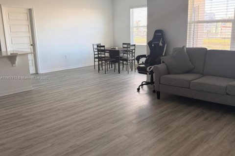 House in Lake Wales, Florida 3 bedrooms № 1967712 - photo 10