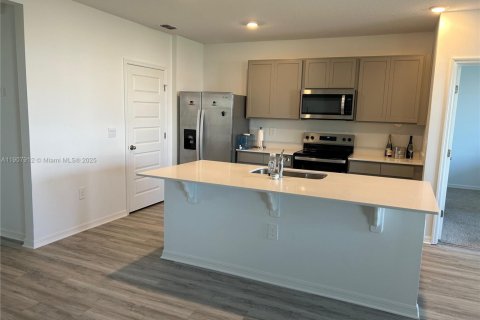 House in Lake Wales, Florida 3 bedrooms № 1967712 - photo 8