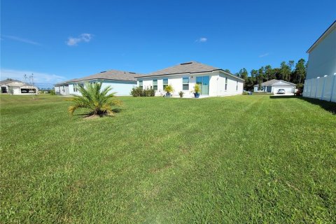House in Palm Coast, Florida 4 bedrooms, 138.42 sq.m. № 2132723 - photo 19