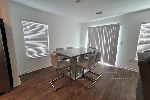House in Palm Coast, Florida 4 bedrooms, 138.42 sq.m. № 2132723 - photo 11