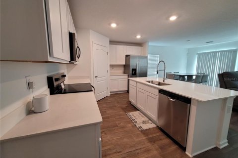 House in Palm Coast, Florida 4 bedrooms, 138.42 sq.m. № 2132723 - photo 9