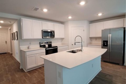 House in Palm Coast, Florida 4 bedrooms, 138.42 sq.m. № 2132723 - photo 10