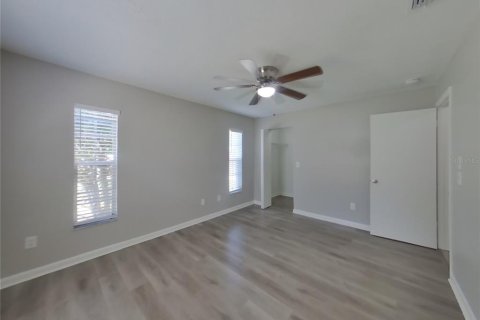 Casa en alquiler en Tampa, Florida, 3 dormitorios, 102.56 m2 № 1901681 - foto 7