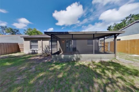 Casa en alquiler en Tampa, Florida, 3 dormitorios, 102.56 m2 № 1901681 - foto 17