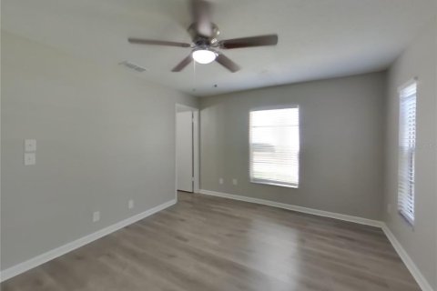 Casa en alquiler en Tampa, Florida, 3 dormitorios, 102.56 m2 № 1901681 - foto 6