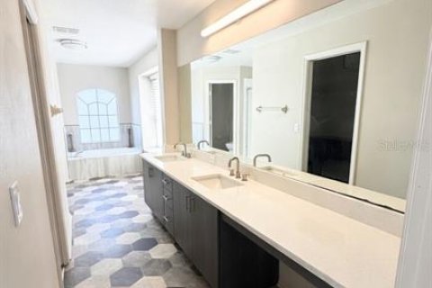 Villa ou maison à vendre à Orlando, Floride: 4 chambres, 210.33 m2 № 2230936 - photo 7