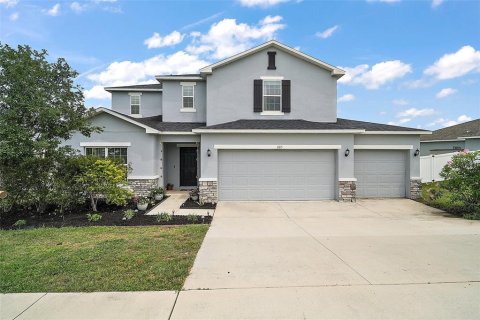 Villa ou maison à vendre à Groveland, Floride: 5 chambres, 253.99 m2 № 1750655 - photo 1