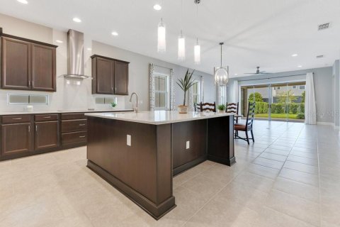 Casa en venta en Orlando, Florida, 3 dormitorios, 210.89 m2 № 1658336 - foto 7
