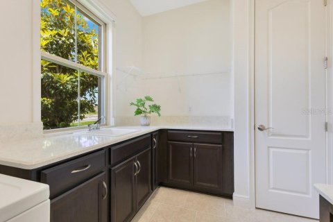 Casa en venta en Orlando, Florida, 3 dormitorios, 210.89 m2 № 1658336 - foto 22