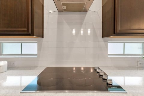 Casa en venta en Orlando, Florida, 3 dormitorios, 210.89 m2 № 1658336 - foto 10