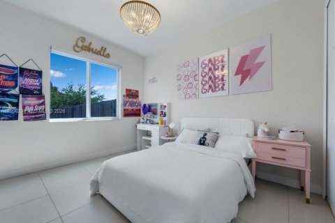 Casa en venta en Cutler Bay, Florida, 4 dormitorios, 286.88 m2 № 2058294 - foto 30