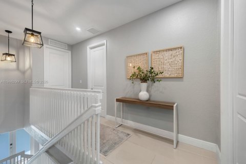 Casa en venta en Cutler Bay, Florida, 4 dormitorios, 286.88 m2 № 2058294 - foto 23