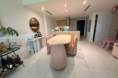 Снять в аренду кондоминиум в Бэл-Харбор, Флорида 2 спальни, № 2024747 - фото 12