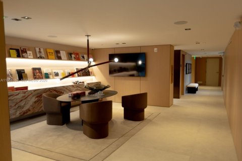 Снять в аренду кондоминиум в Бэл-Харбор, Флорида 2 спальни, № 2024747 - фото 7